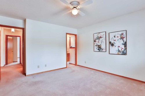 11 Cougar Road North, Lethbridge, AB - Indoor Photo Showing Other Room