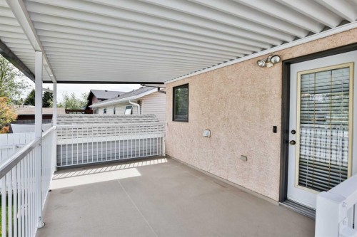 11 Cougar Road North, Lethbridge, AB - Outdoor With Exterior