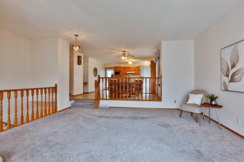 11 Cougar Road North, Lethbridge, AB - Indoor Photo Showing Other Room