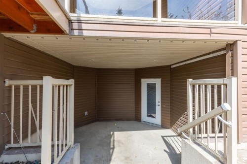 525 Edinburgh Road West, Lethbridge, AB - Outdoor With Deck Patio Veranda With Exterior