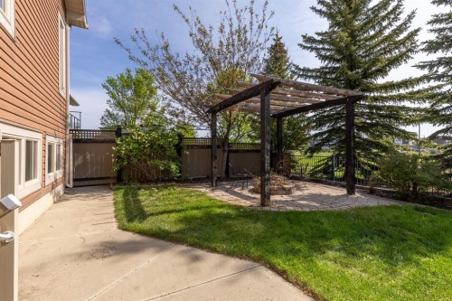 525 Edinburgh Road West, Lethbridge, AB - Outdoor
