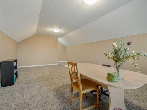 757 28 Street, Fort Macleod, AB - Indoor