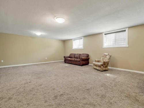 757 28 Street, Fort Macleod, AB - Indoor