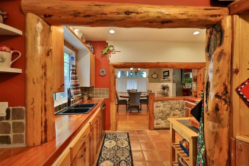 405 3 Avenue West, Cardston, AB 