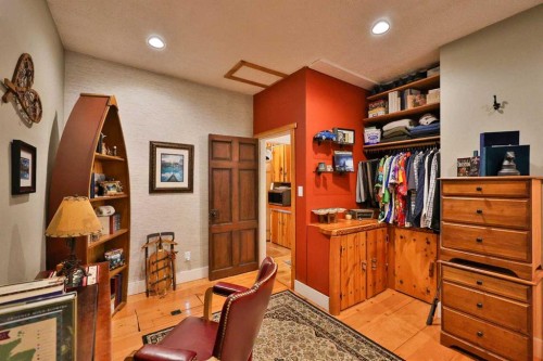 405 3 Avenue West, Cardston, AB 