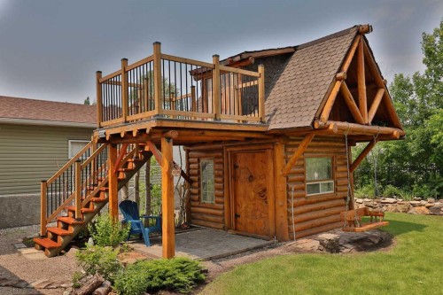 405 3 Avenue West, Cardston, AB 