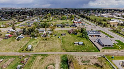 254 N 200 W, Raymond, AB - Outdoor With View