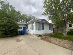 170 Pensacola Court WESTLethbridge, AB T1K 4R6