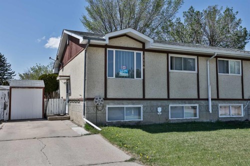 1116 6 Street NORTH Lethbridge, AB T1H 1Y4