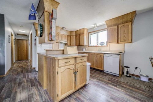 93 4 Avenue, Rural Pincher Creek No. 9, M.D. Of, AB 