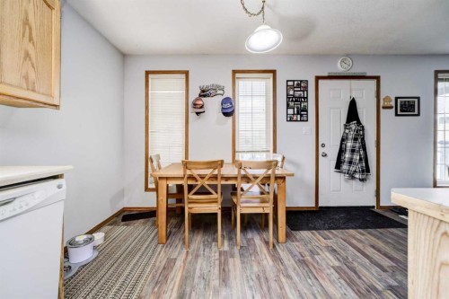 93 4 Avenue, Rural Pincher Creek No. 9, M.D. Of, AB 