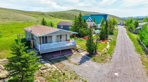 93 4 Avenue, Rural Pincher Creek No. 9, M.D. Of, AB 