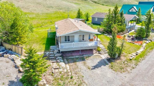 93 4 Avenue, Rural Pincher Creek No. 9, M.D. Of, AB 