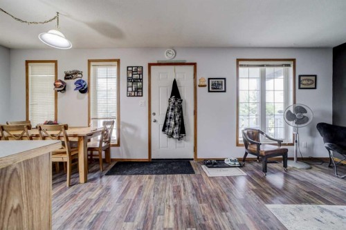 93 4 Avenue, Rural Pincher Creek No. 9, M.D. Of, AB 