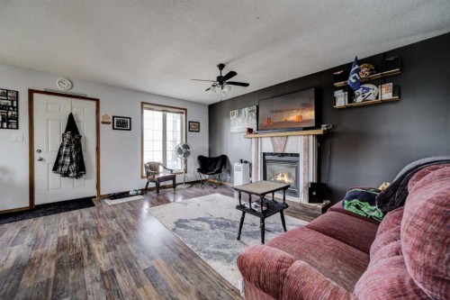 93 4 Avenue, Rural Pincher Creek No. 9, M.D. Of, AB 