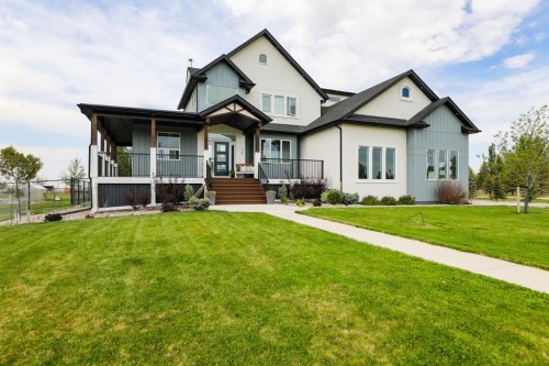 325 W 1 Avenue NORTH Magrath, AB T0K 1J0