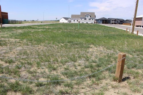 862 Crescent Avenue, Picture Butte, AB 