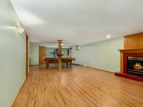51 Wildwood Crescent West, Lethbridge, AB 