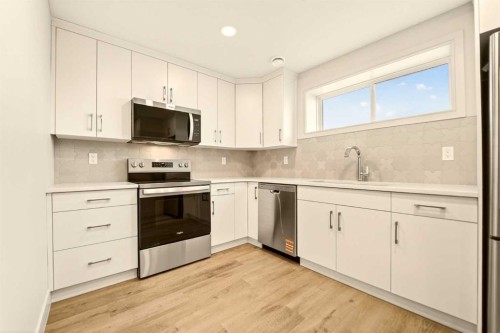 630 Miners Chase West, Lethbridge, AB - Indoor Photo Showing Kitchen