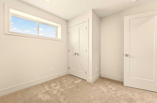 630 Miners Chase West, Lethbridge, AB - Indoor Photo Showing Other Room