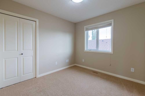 5 Coalbanks Link West, Lethbridge, AB - Indoor Photo Showing Other Room