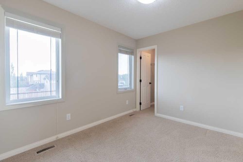 5 Coalbanks Link West, Lethbridge, AB - Indoor Photo Showing Other Room