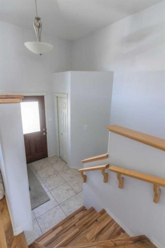 111 Mt Sundance Crescent West, Lethbridge, AB - Indoor Photo Showing Other Room