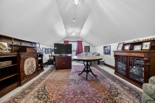 135 Garrison Drive, Fort Macleod, AB - Indoor Photo Showing Office