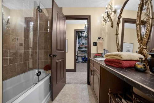 135 Garrison Drive, Fort Macleod, AB - Indoor Photo Showing Bathroom