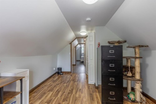 2241 21 Avenue, Coaldale, AB - Indoor Photo Showing Other Room