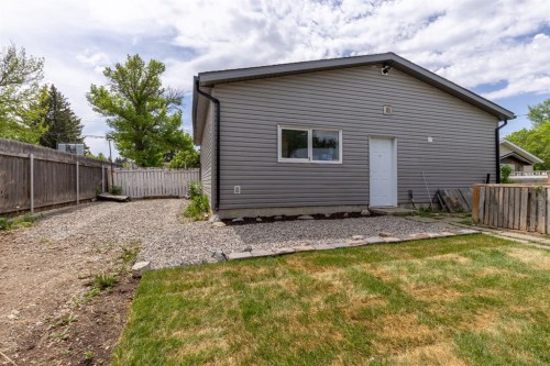 2241 21 Avenue, Coaldale, AB - Outdoor