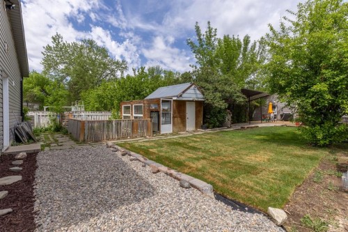 2241 21 Avenue, Coaldale, AB - Outdoor