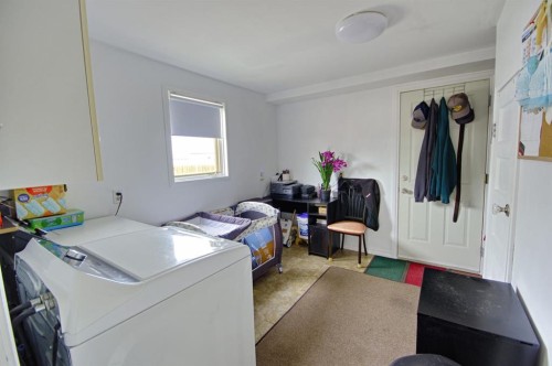 5109 44 Ave, Taber, AB - Indoor