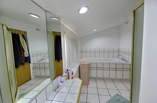 5109 44 Ave, Taber, AB - Indoor
