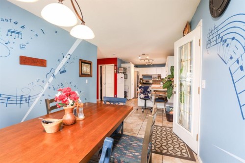 18 Garden Place, Magrath, AB - Indoor