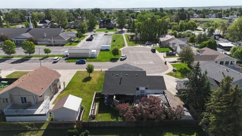18 Garden Place, Magrath, AB - Outdoor With View