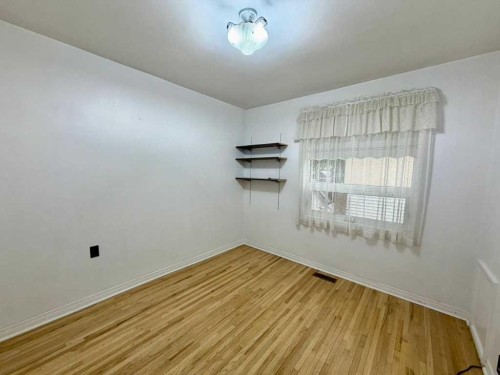 1133 20 Street South, Lethbridge, AB 