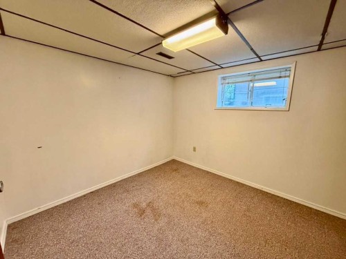 1133 20 Street South, Lethbridge, AB 