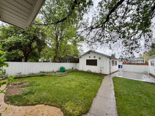 1133 20 Street South, Lethbridge, AB 