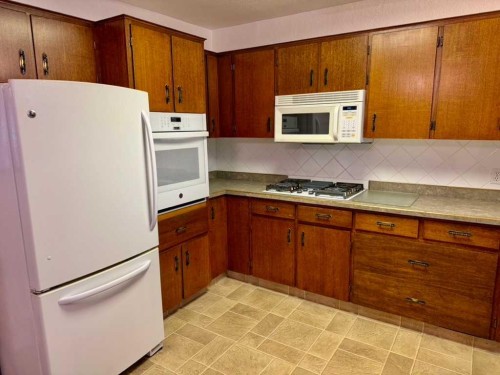 1133 20 Street South, Lethbridge, AB 