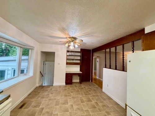 1133 20 Street South, Lethbridge, AB 