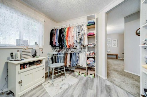 3016 33A South, Lethbridge, AB 