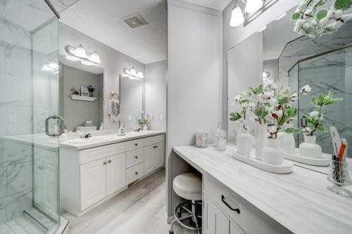 3016 33A South, Lethbridge, AB 