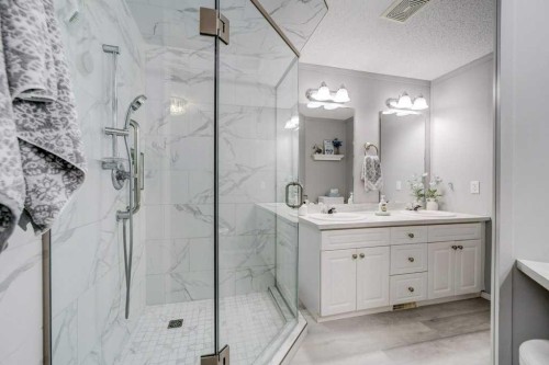 3016 33A South, Lethbridge, AB 