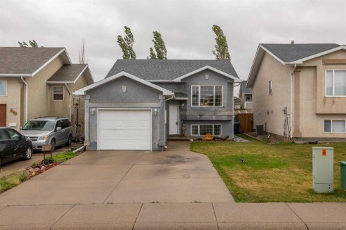 781 Red Crow Boulevard West, Lethbridge, AB 