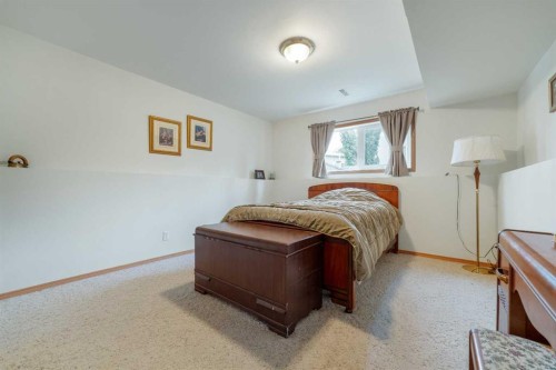 781 Red Crow Boulevard West, Lethbridge, AB 
