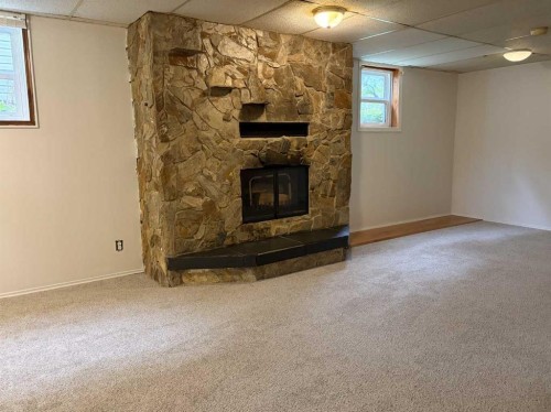 520 20 Street South, Lethbridge, AB - Indoor With Fireplace