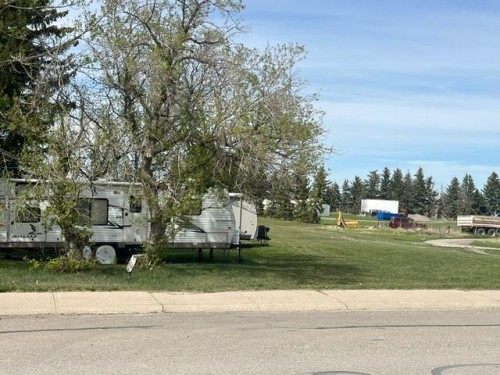 593 3 Avenue East, Cardston, AB 