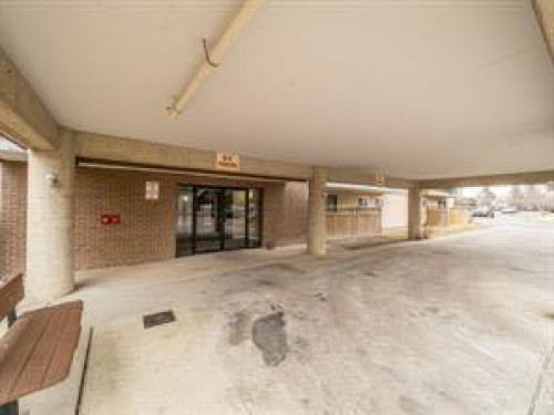619-5 Berkeley Place West, Lethbridge, AB 