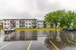 203A-295 Columbia Boulevard WESTLethbridge, AB T1K 4B8